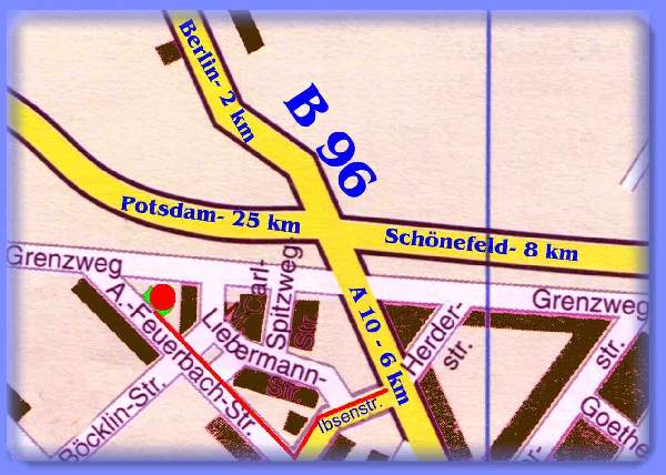 Zentrale Lage, nur 2km bis Berlin, nur 8km bis Schönefeld, nur 6km bis zur A10, nur 25km bis Potsdam ...